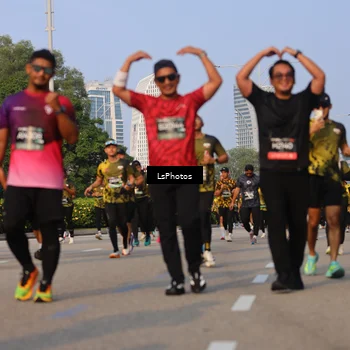 Runner Photo 6150360