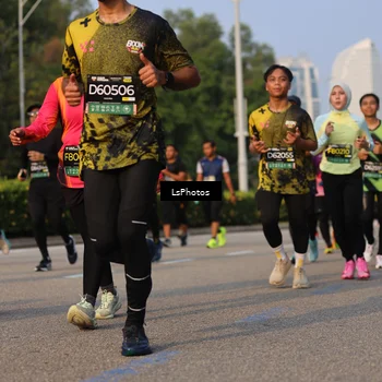 Runner Photo 6150412