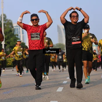 Runner Photo 6150535