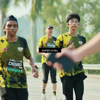 Runner Photo 6150570