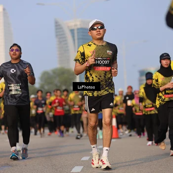 Runner Photo 6150682