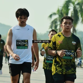 Runner Photo 6150820