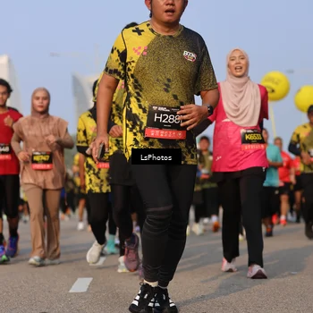 Runner Photo 6150879
