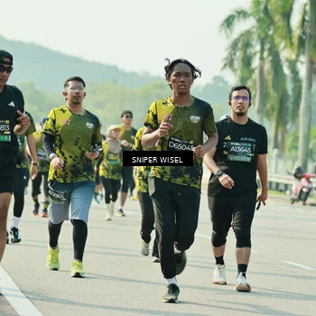 Runner Photo 6151040
