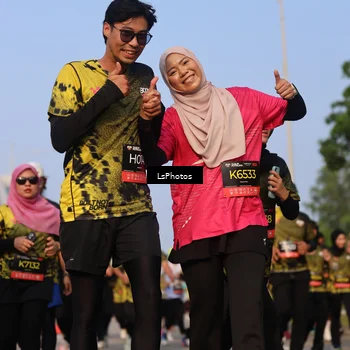 Runner Photo 6151053