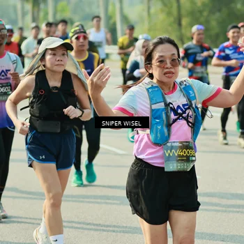 Runner Photo 6151086