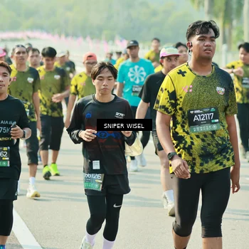 Runner Photo 6151102