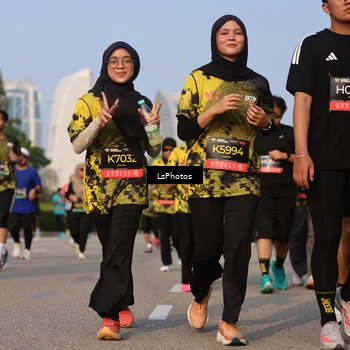 Runner Photo 6151128