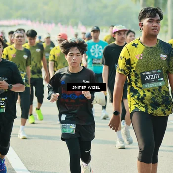 Runner Photo 6151134