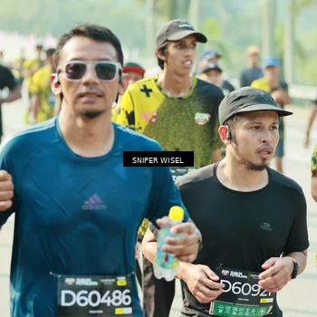 Runner Photo 6151175