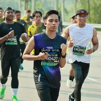 Runner Photo 6151196