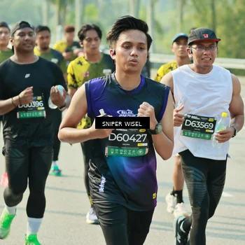 Runner Photo 6151203