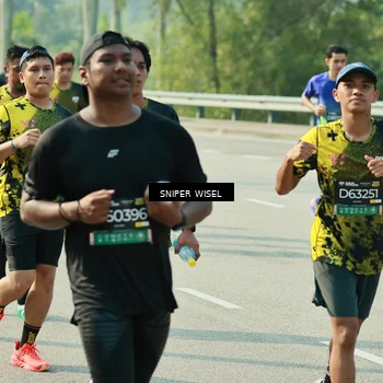 Runner Photo 6151275