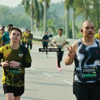 Runner Photo 6151305