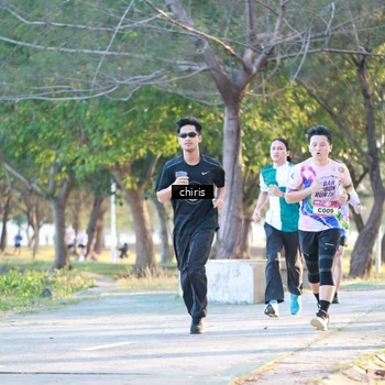 Runner Photo 6151452