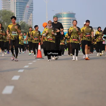 Runner Photo 6151453