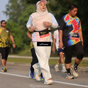 Runner Photo 6151575