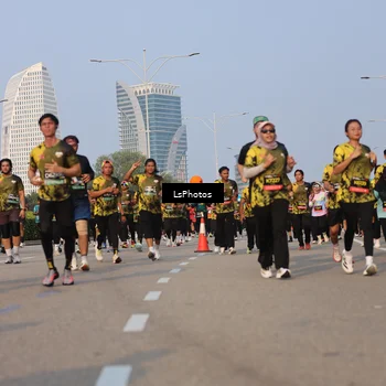Runner Photo 6151705