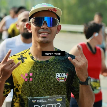 Runner Photo 6151792