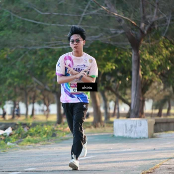 Runner Photo 6151899