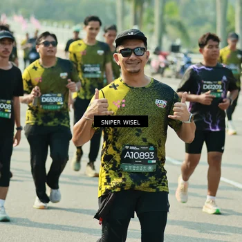 Runner Photo 6151932