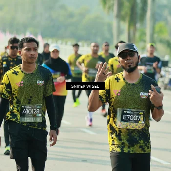 Runner Photo 6152095