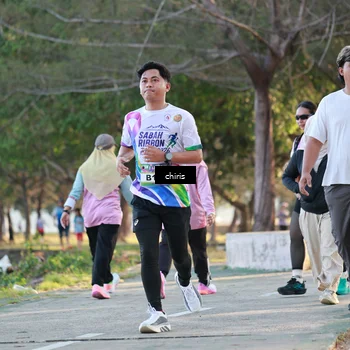 Runner Photo 6152306