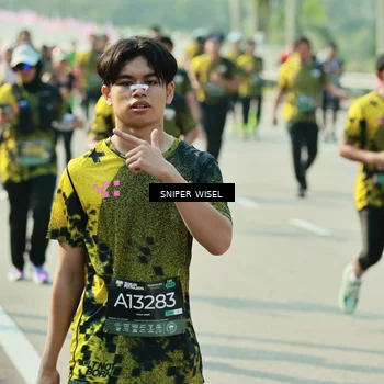Runner Photo 6152362