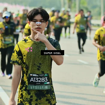Runner Photo 6152383