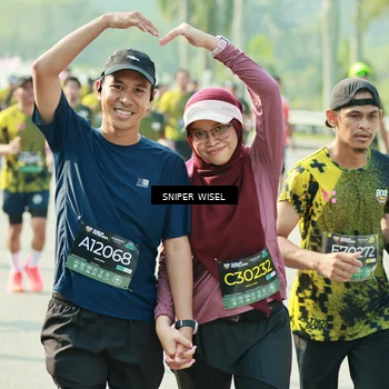 Runner Photo 6152400