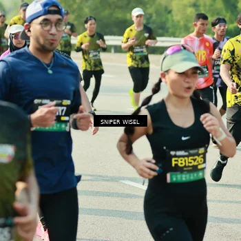 Runner Photo 6152549