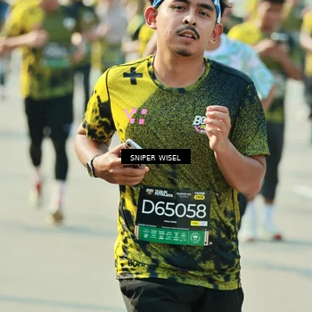 Runner Photo 6152760