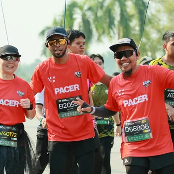 Runner Photo 6153037