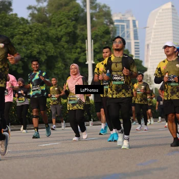 Runner Photo 6153336