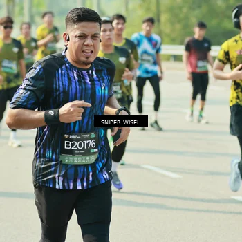 Runner Photo 6154004