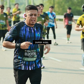 Runner Photo 6154006