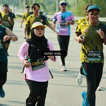 Runner Photo 6154140