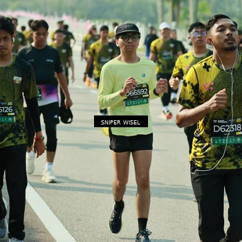 Runner Photo 6154173