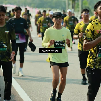 Runner Photo 6154195