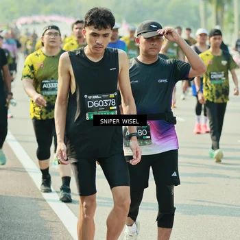 Runner Photo 6154225