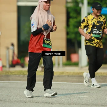 Runner Photo 6154468