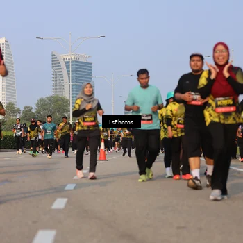 Runner Photo 6154498
