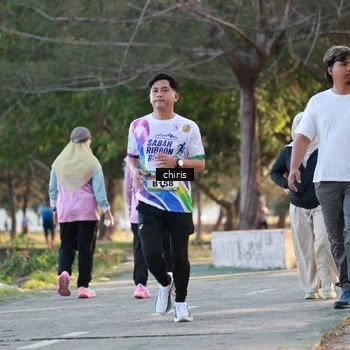 Runner Photo 6154565