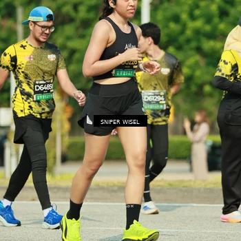 Runner Photo 6154743