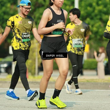 Runner Photo 6154747