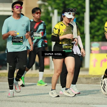 Runner Photo 6154910
