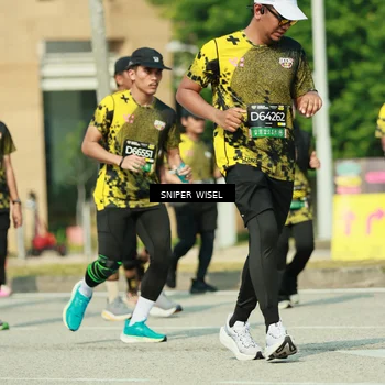 Runner Photo 6154912