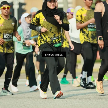 Runner Photo 6155044