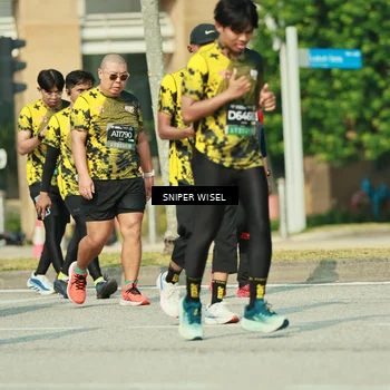 Runner Photo 6155071