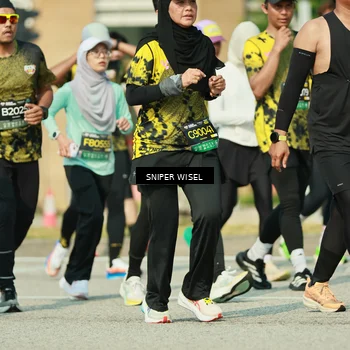 Runner Photo 6155074